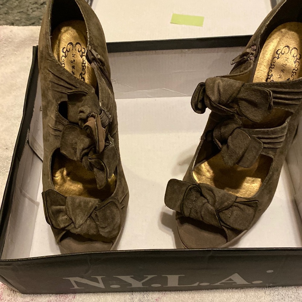 Nyla use 9 wore once